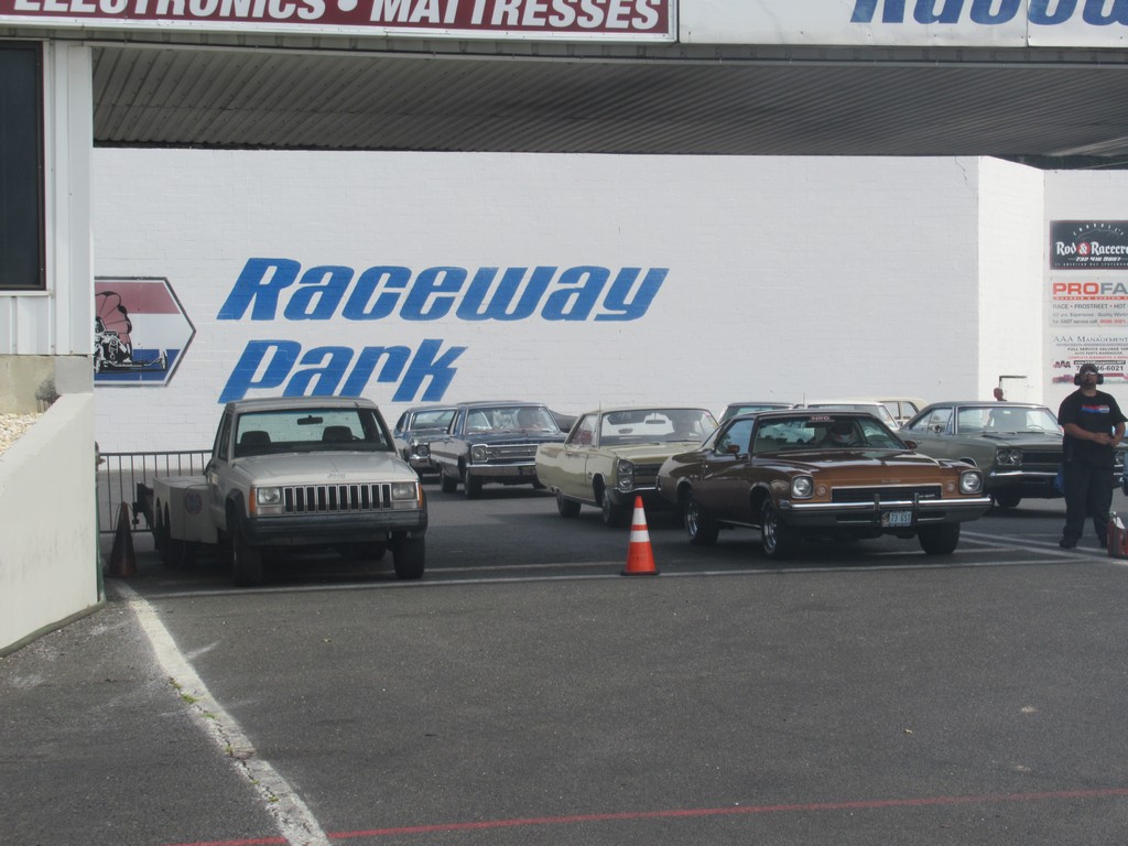 MOPARS@ Etown 8.27.17 043.jpg