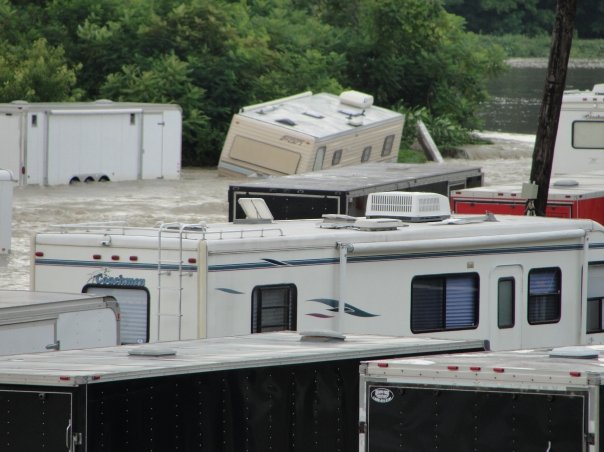 5389507-LVFLOOD5.jpg
